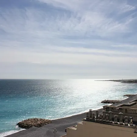 3 Pieces Promenade Des Dernier Etage Vue Solarium